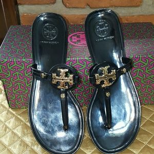 SOLD!!!! Tory burch mini miller thong sandal